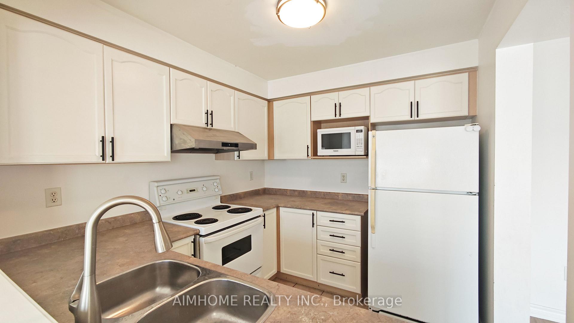 Photo 11 of 340 Kittridge Road, Oakville, Wedgewood Creek — HOMEH