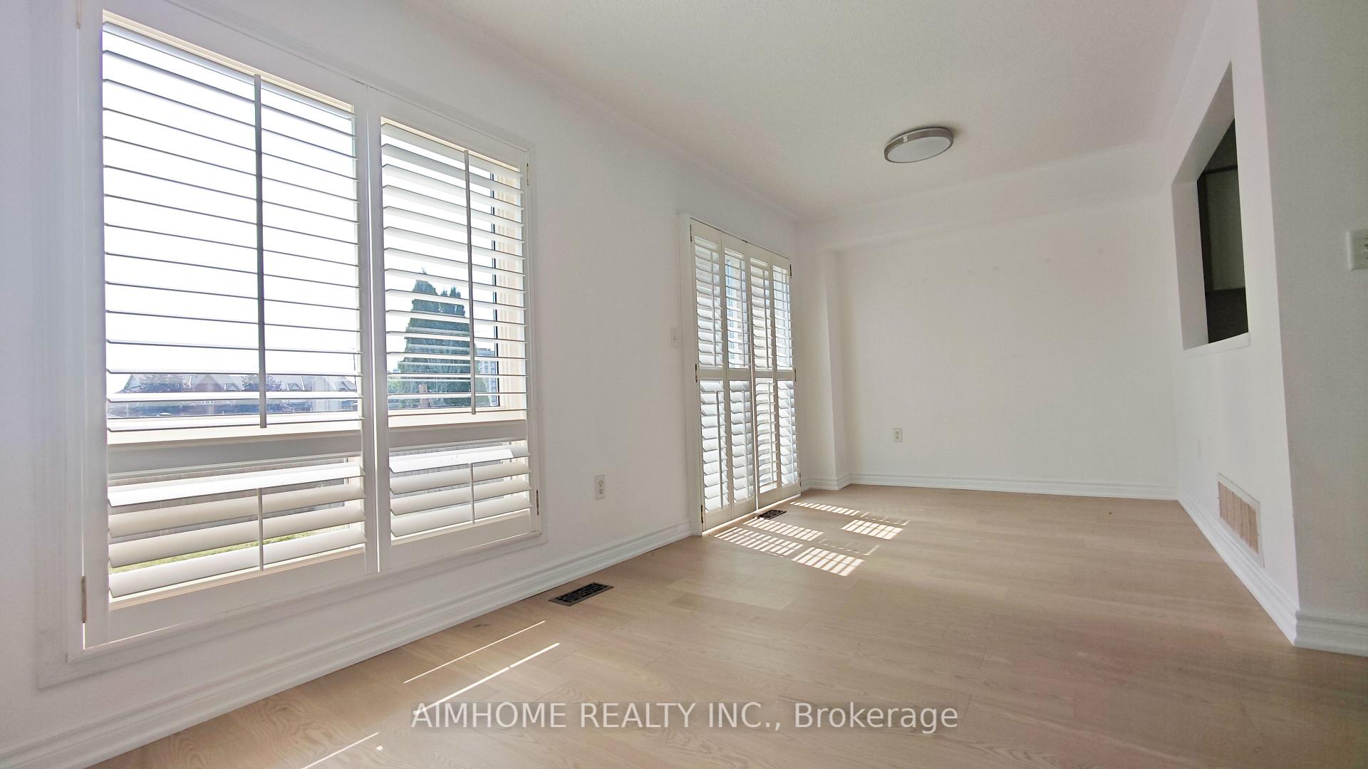 Photo 16 of 340 Kittridge Road, Oakville, Wedgewood Creek — HOMEH