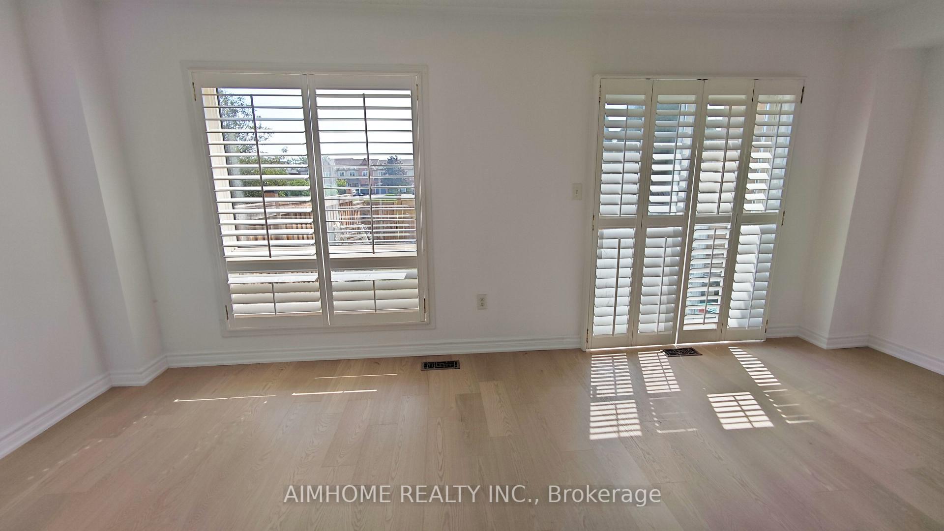 Photo 17 of 340 Kittridge Road, Oakville, Wedgewood Creek — HOMEH