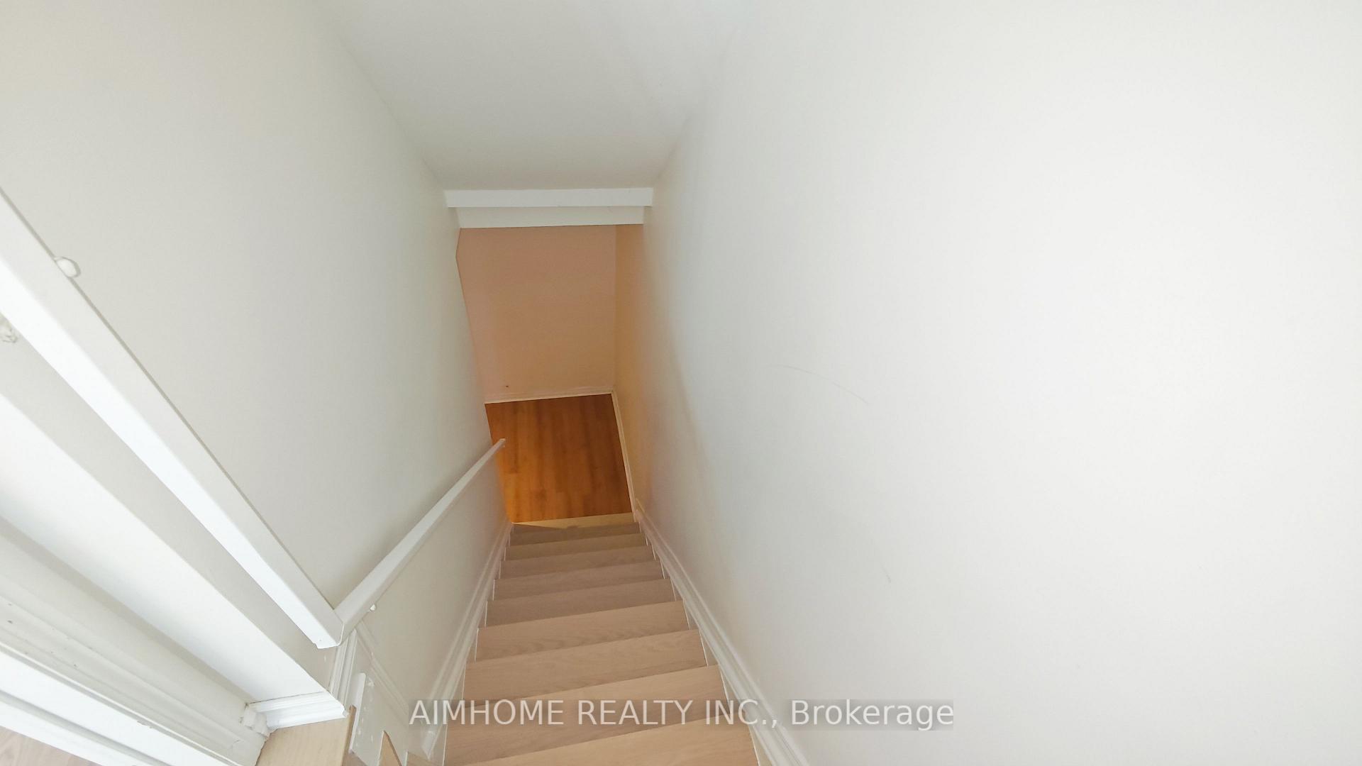 Photo 22 of 340 Kittridge Road, Oakville, Wedgewood Creek — HOMEH