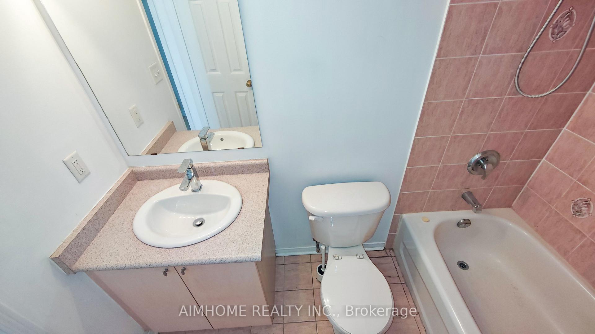 Photo 25 of 340 Kittridge Road, Oakville, Wedgewood Creek — HOMEH