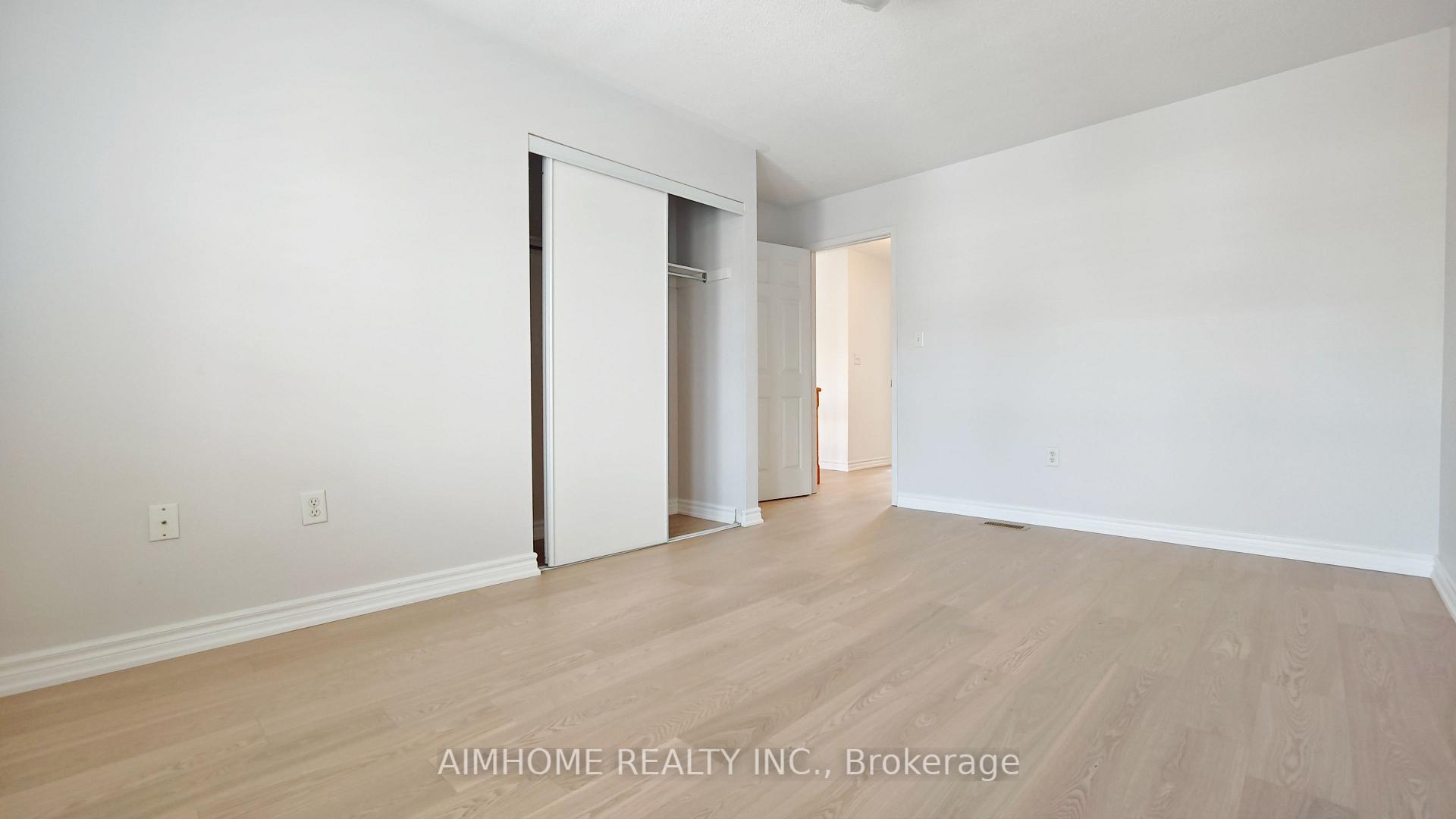 Photo 29 of 340 Kittridge Road, Oakville, Wedgewood Creek — HOMEH