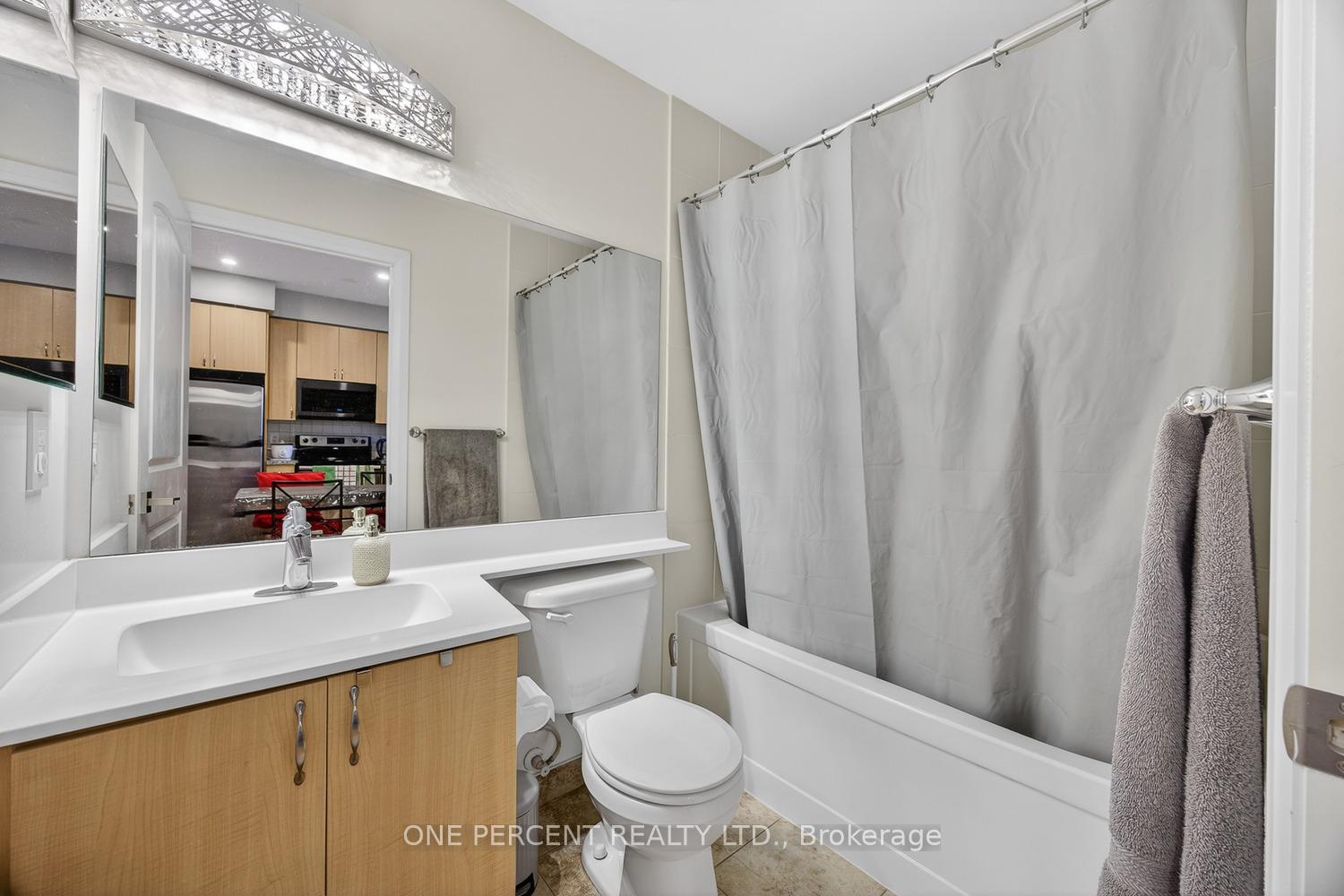 Photo 20 of Unit Ph11, 55 De Boers Drive, North York, York University Heights — HOMEH
