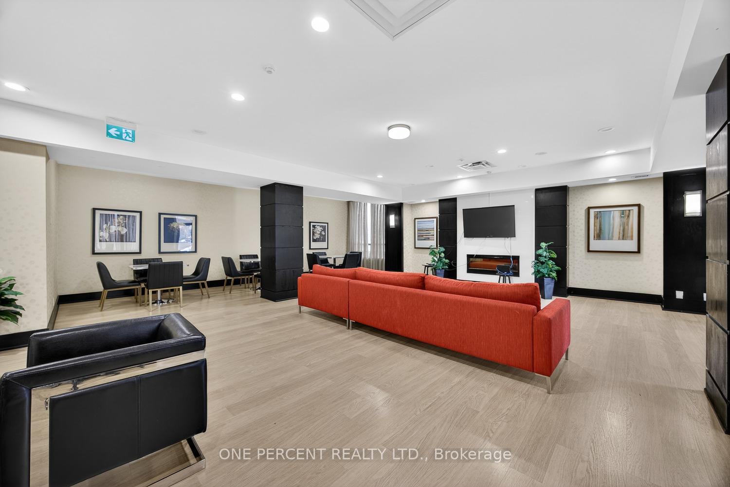 Photo 26 of Unit Ph11, 55 De Boers Drive, North York, York University Heights — HOMEH