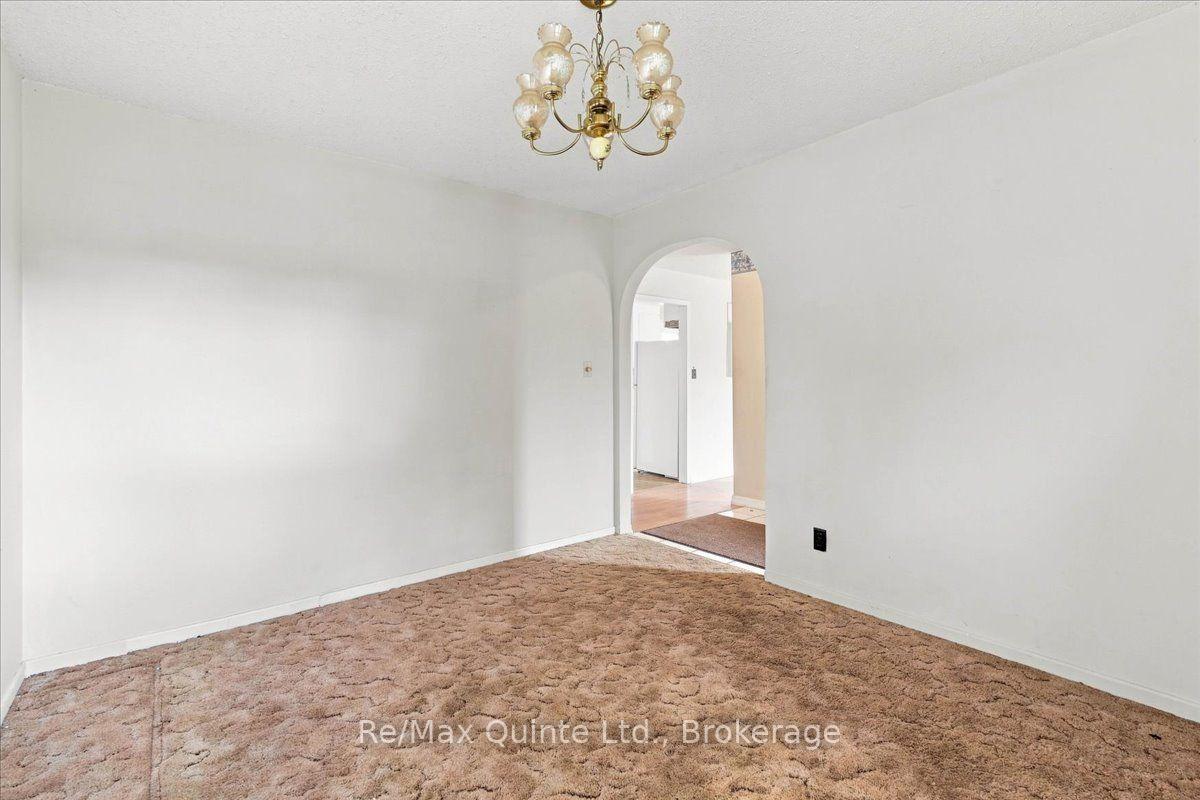 Photo 12 of 5 Simeon Street, Prince Edward County, Picton Ward — HOMEH