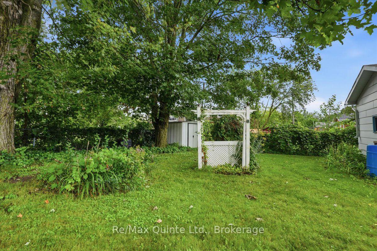 Photo 32 of 5 Simeon Street, Prince Edward County, Picton Ward — HOMEH
