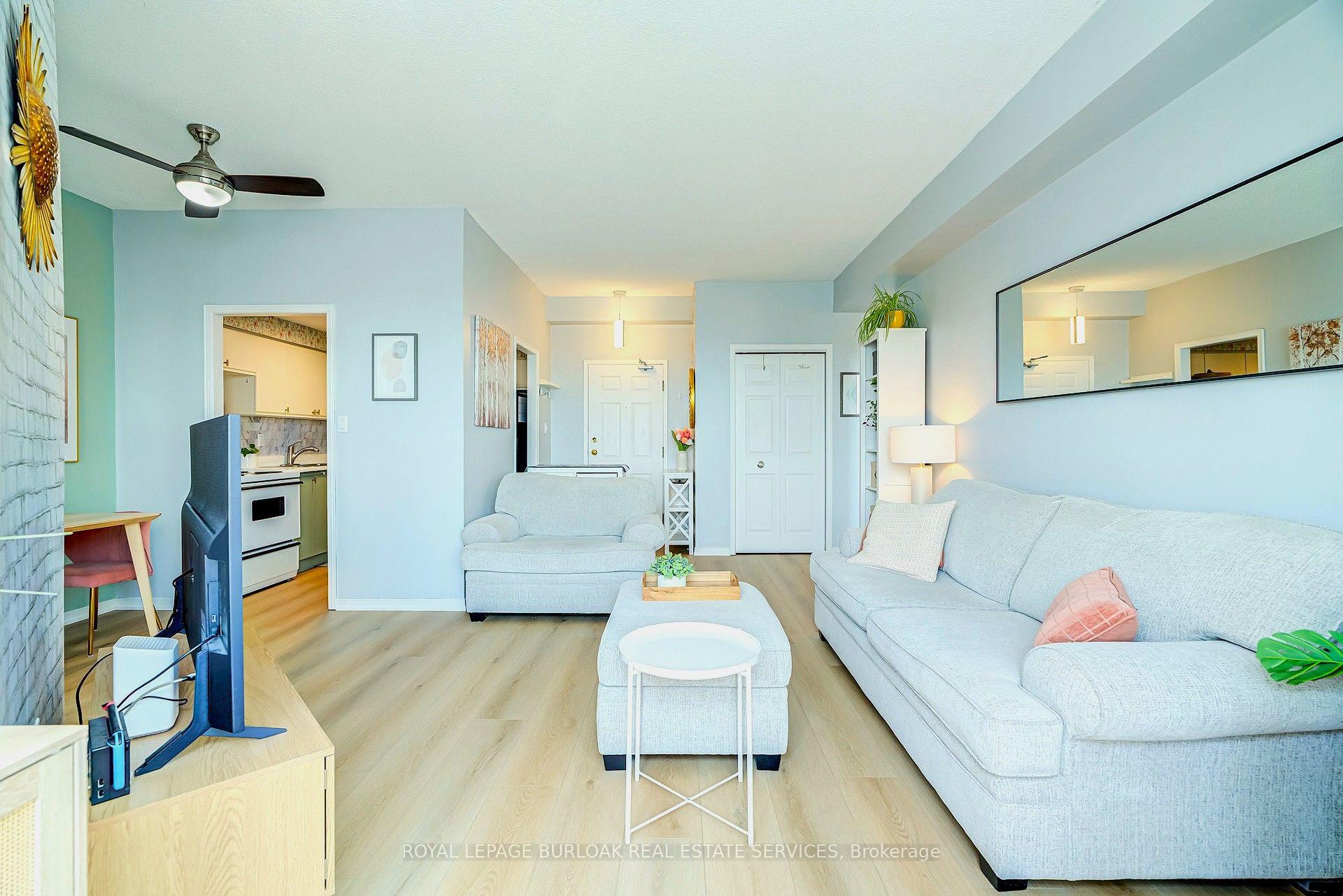 Photo 4 of Unit 804, 200 Limeridge Road W, Hamilton, Rolston — HOMEH