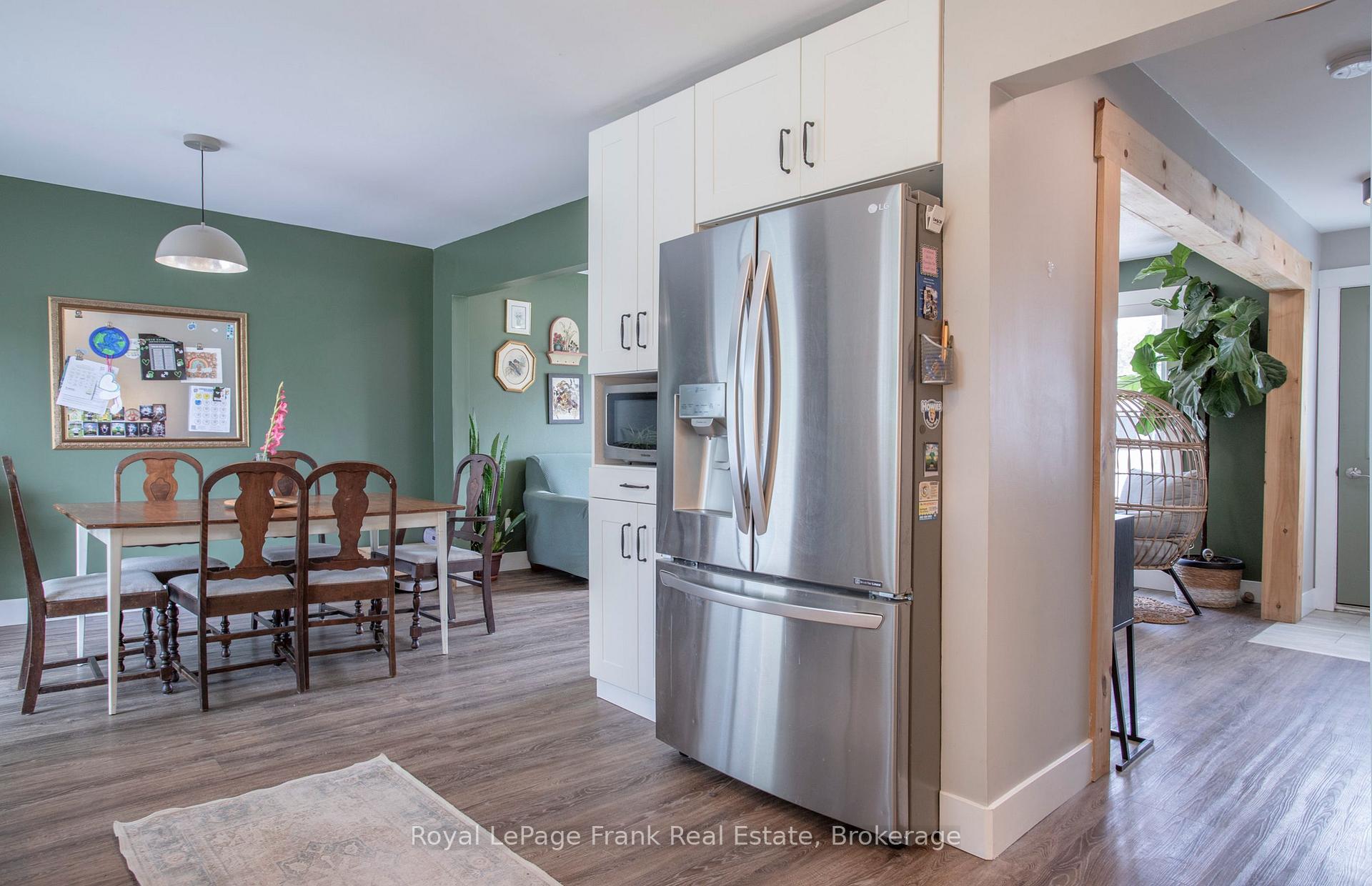 Photo 19 of 10 Chickadee Court, Kawartha Lakes, Mariposa — HOMEH