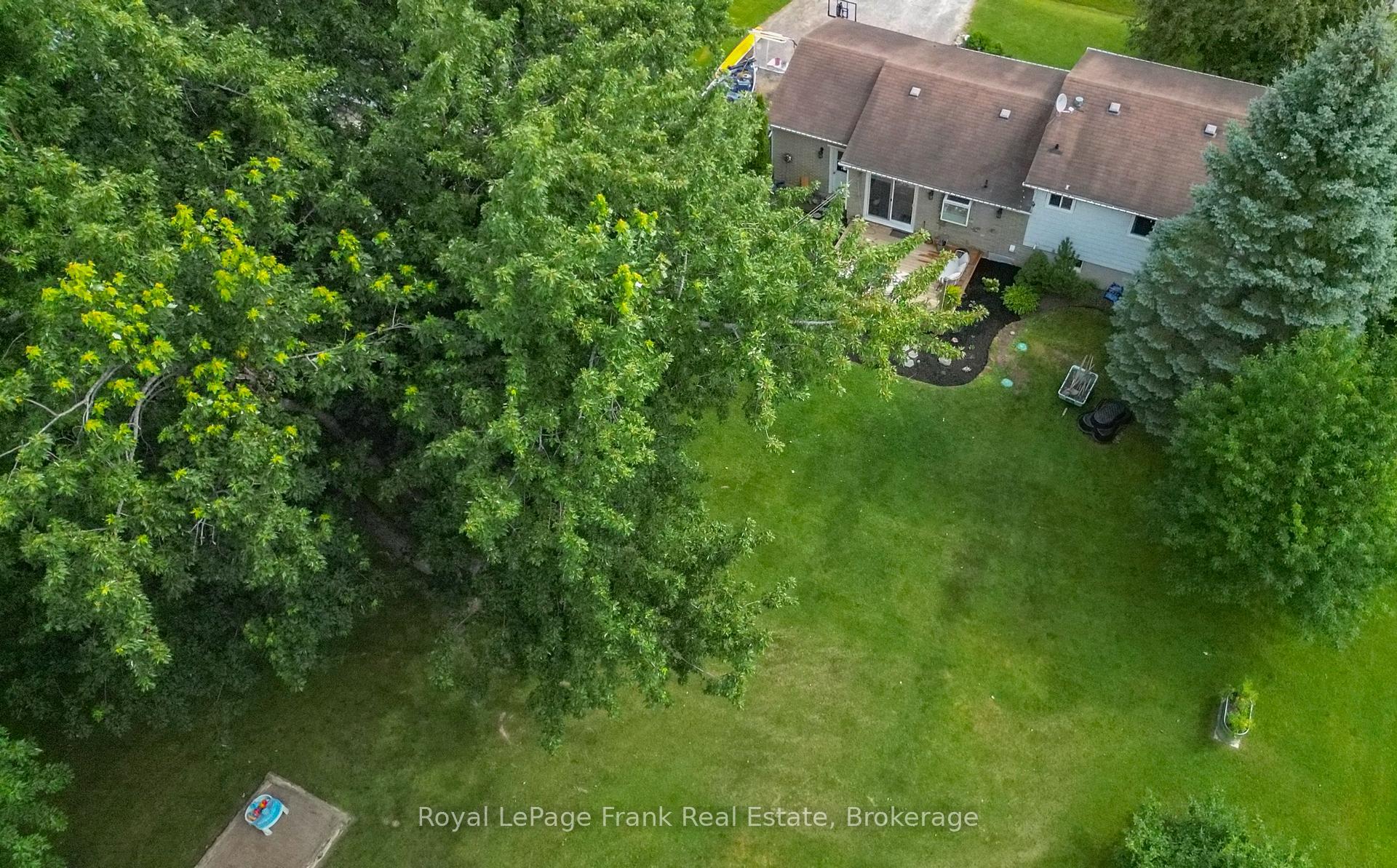 Photo 26 of 10 Chickadee Court, Kawartha Lakes, Mariposa — HOMEH