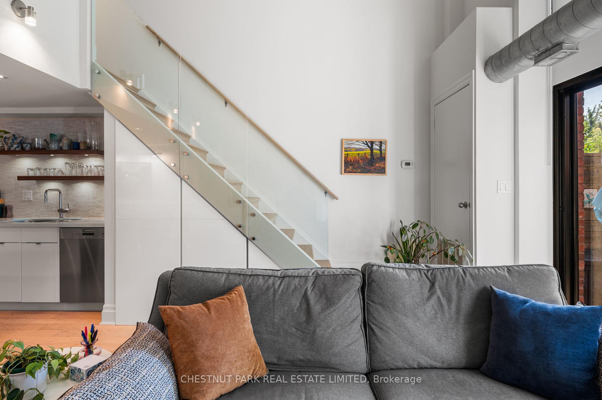 Photo 13 of Unit 105, 525 Logan Avenue, Toronto, North Riverdale — HOMEH