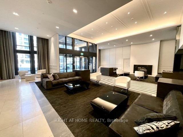 Photo 8 of Unit 3003, 30 Gibbs Road, Etobicoke, Islington-City Centre West — HOMEH