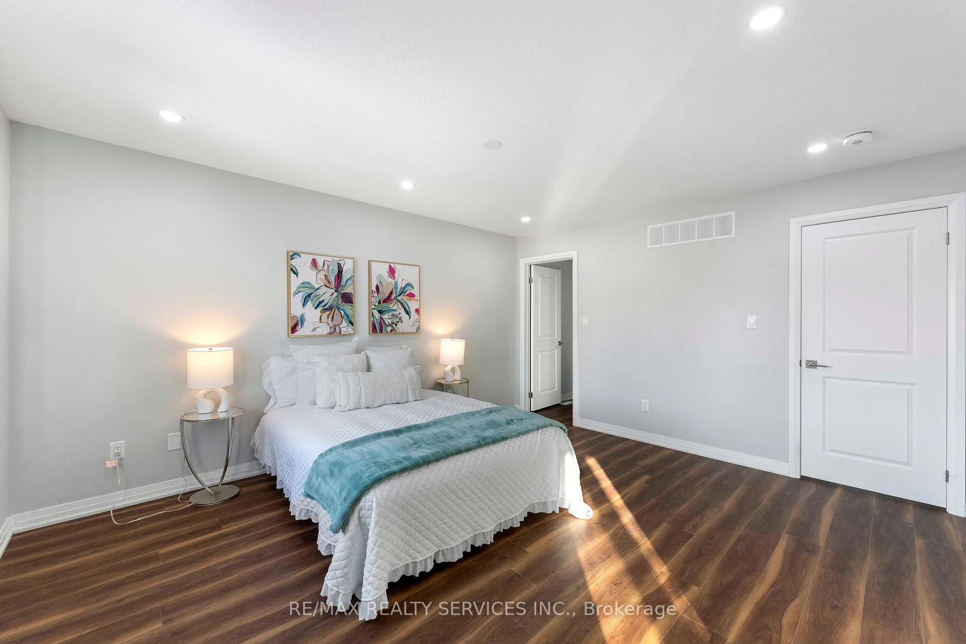 Photo 22 of 6671 Cropp Street, Niagara Falls, Morrison — HOMEH