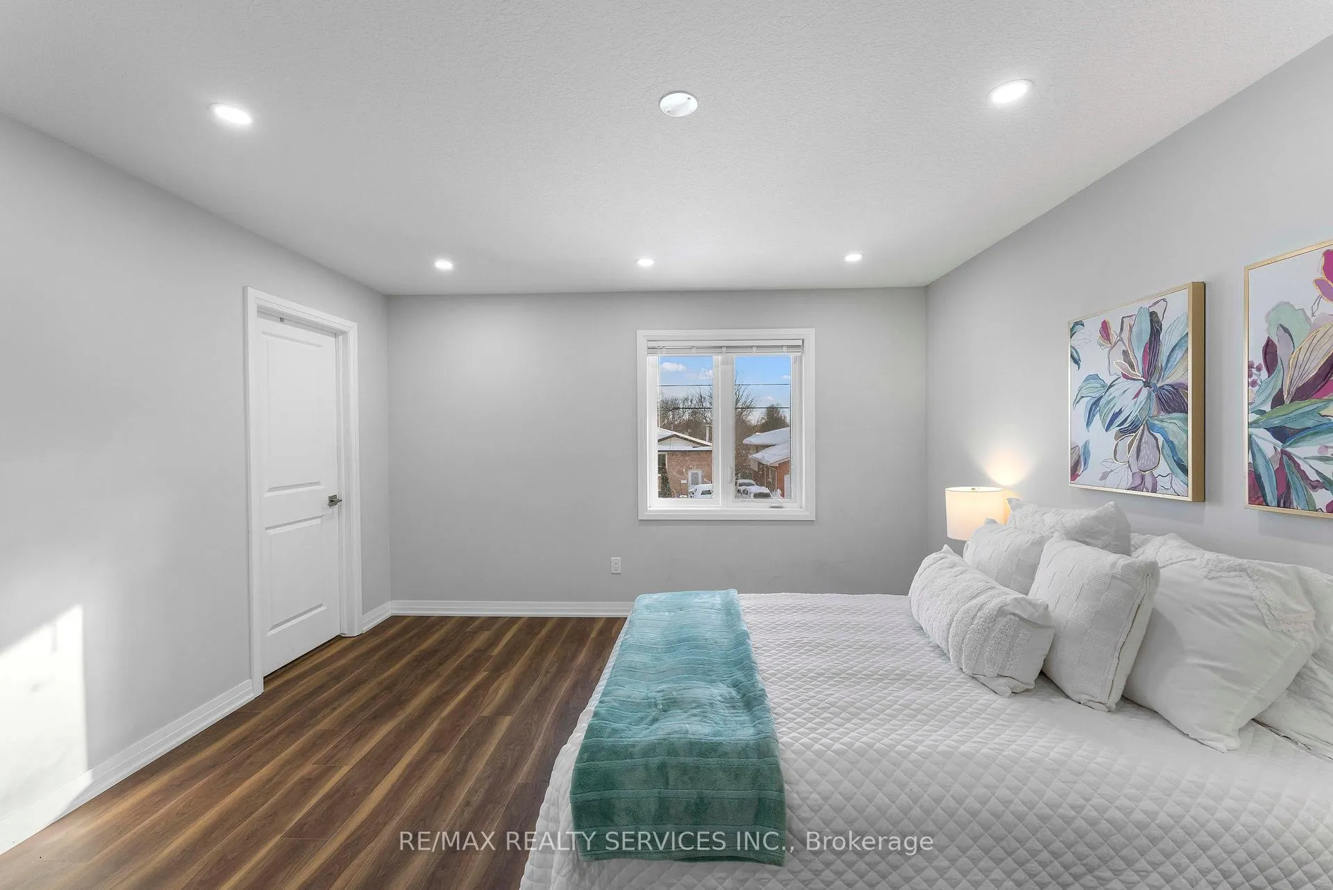 Photo 23 of 6671 Cropp Street, Niagara Falls, Morrison — HOMEH