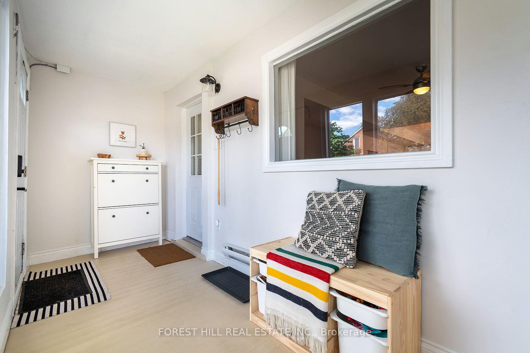 Photo 2 of 55 Vanevery Street, Etobicoke, Mimico — HOMEH
