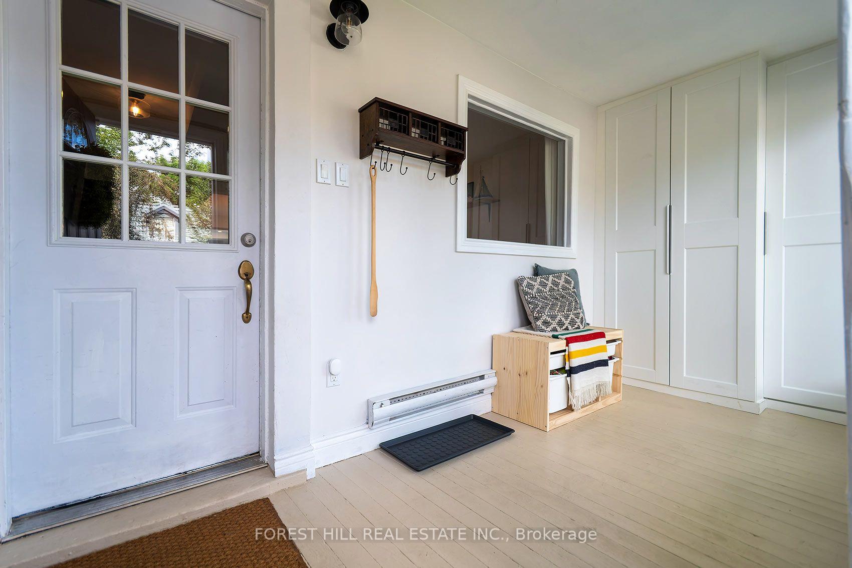 Photo 4 of 55 Vanevery Street, Etobicoke, Mimico — HOMEH