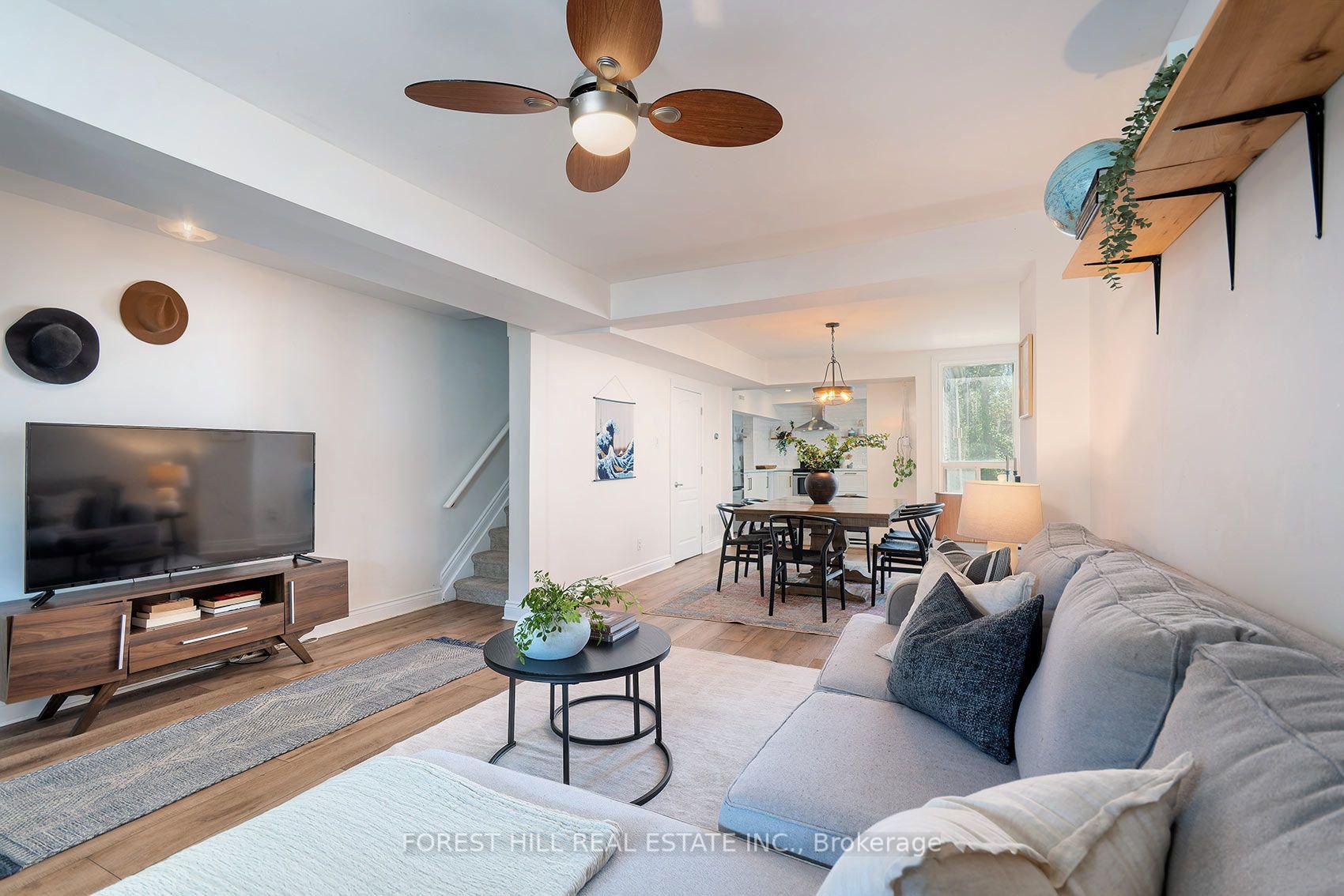 Photo 5 of 55 Vanevery Street, Etobicoke, Mimico — HOMEH