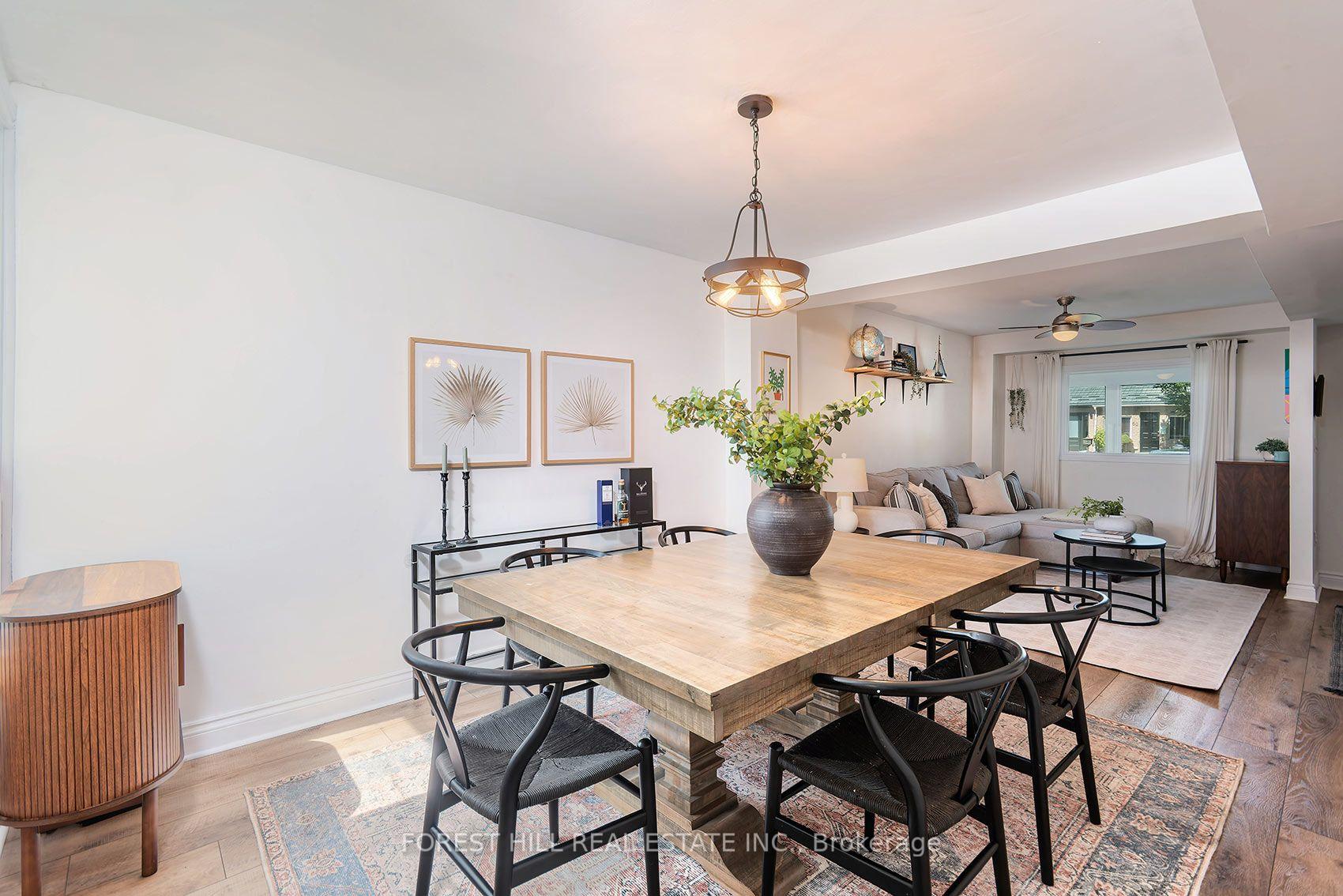 Photo 11 of 55 Vanevery Street, Etobicoke, Mimico — HOMEH