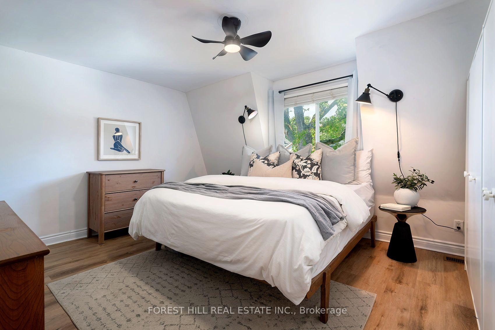 Photo 19 of 55 Vanevery Street, Etobicoke, Mimico — HOMEH