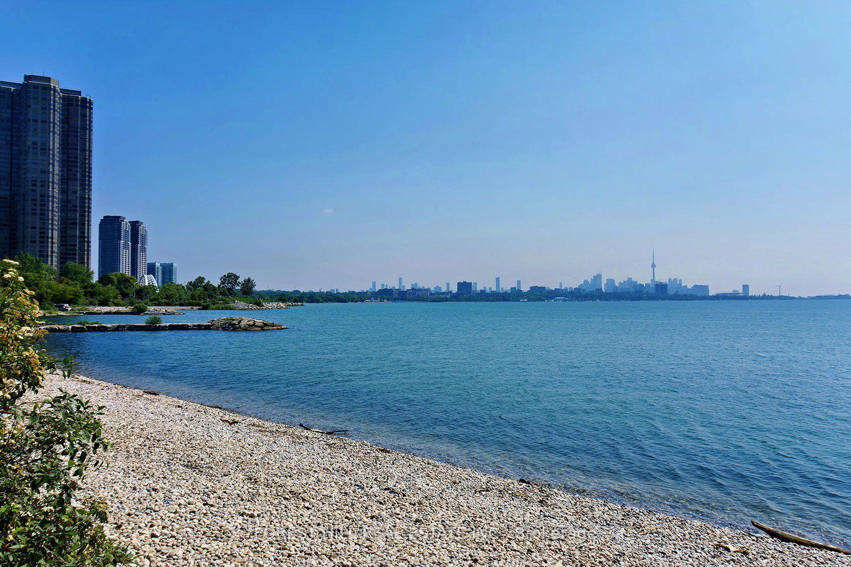 Photo 46 of 55 Vanevery Street, Etobicoke, Mimico — HOMEH