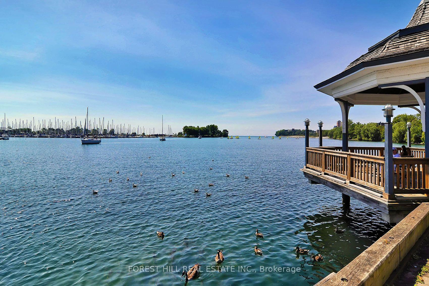 Photo 48 of 55 Vanevery Street, Etobicoke, Mimico — HOMEH