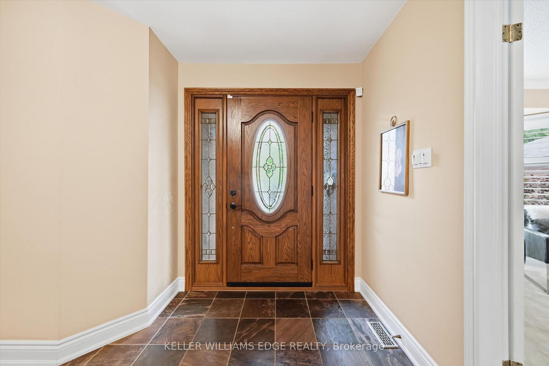 Photo 5 of 1472 Livery Lane, Oakville, Glen Abbey — HOMEH