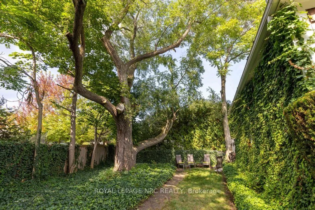 Photo 63 of 7 Christopher Street, Niagara-on-the-Lake, Town — HOMEH
