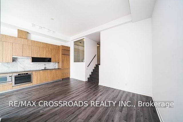 Photo 4 of Unit Th05, 58 Queens Wharf Road, Toronto, Waterfront Communities — HOMEH
