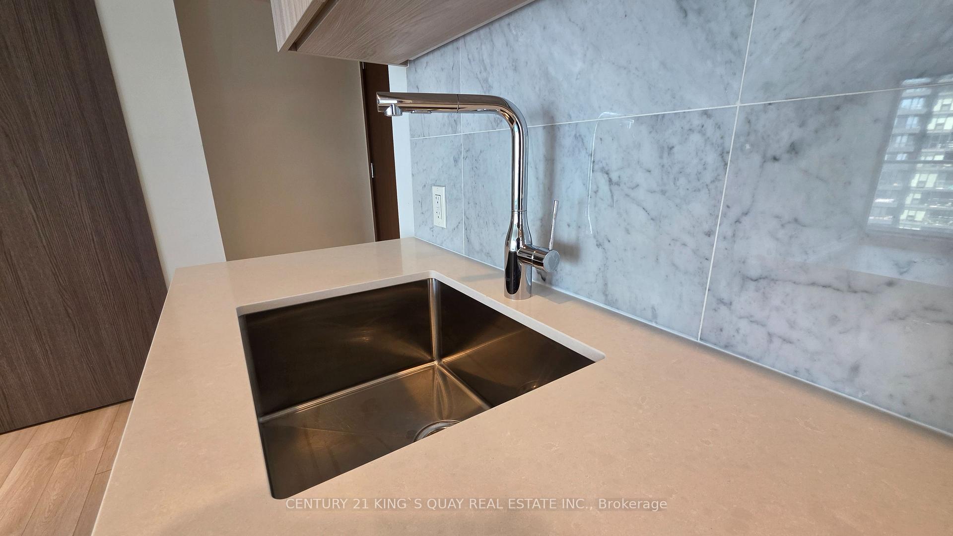 Photo 9 of Unit 2506, 17 Bathurst Street, Toronto, Waterfront Communities — HOMEH