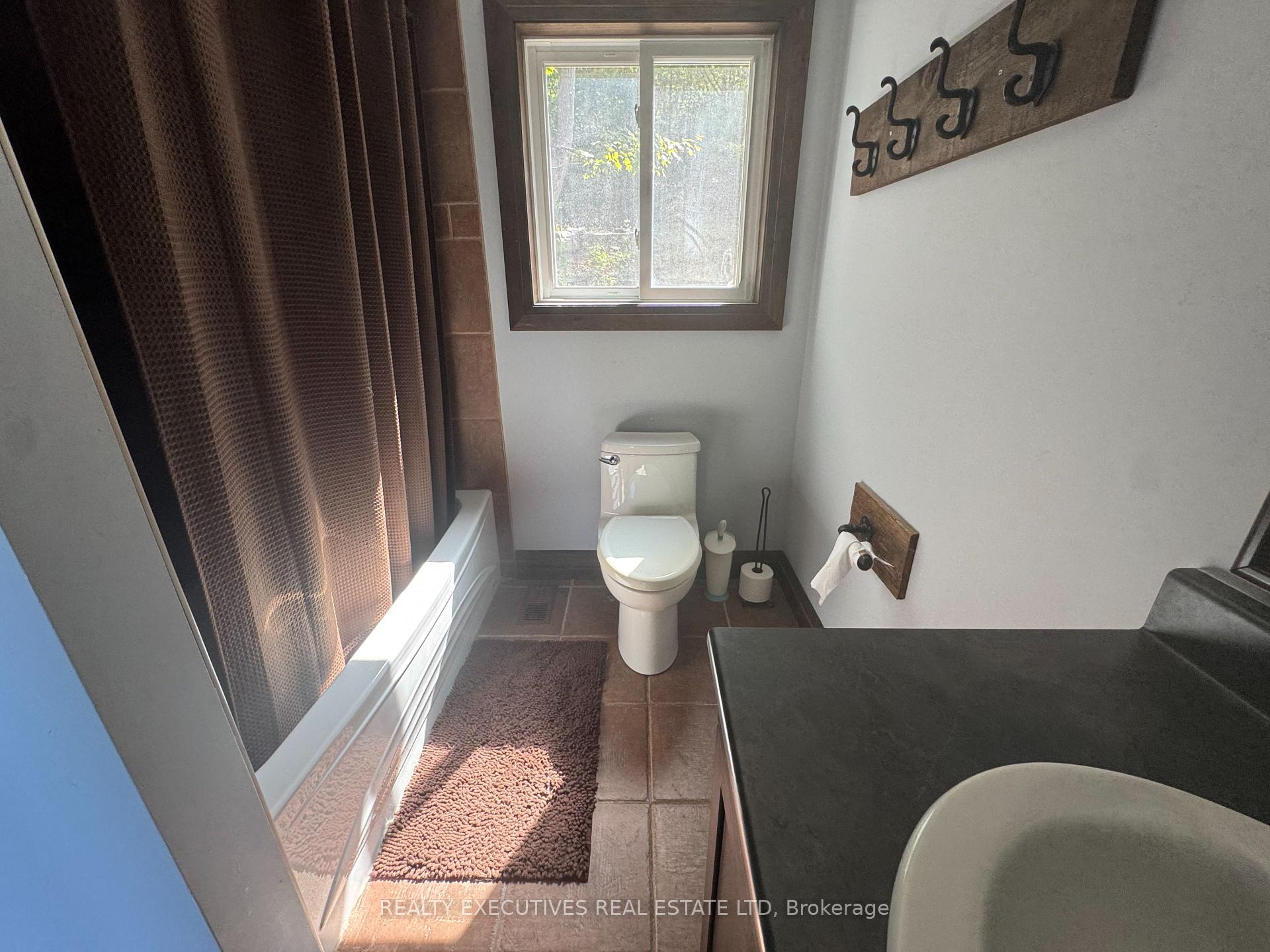 Photo 9 of 3A Whippoorwill Lane N, Frontenac, Frontenac South — HOMEH