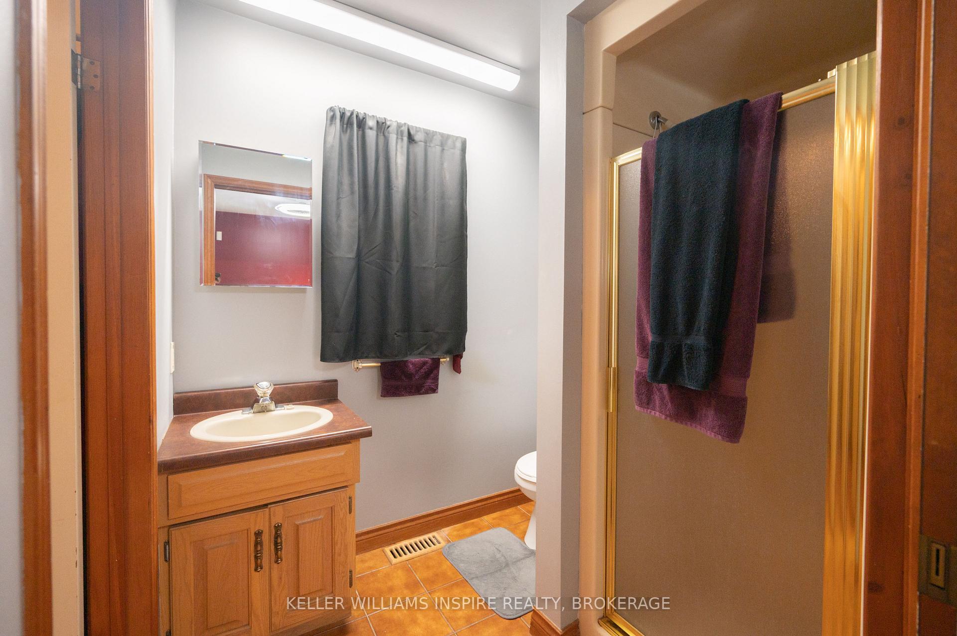 Photo 13 of 12 Robert Street, Sundridge — HOMEH