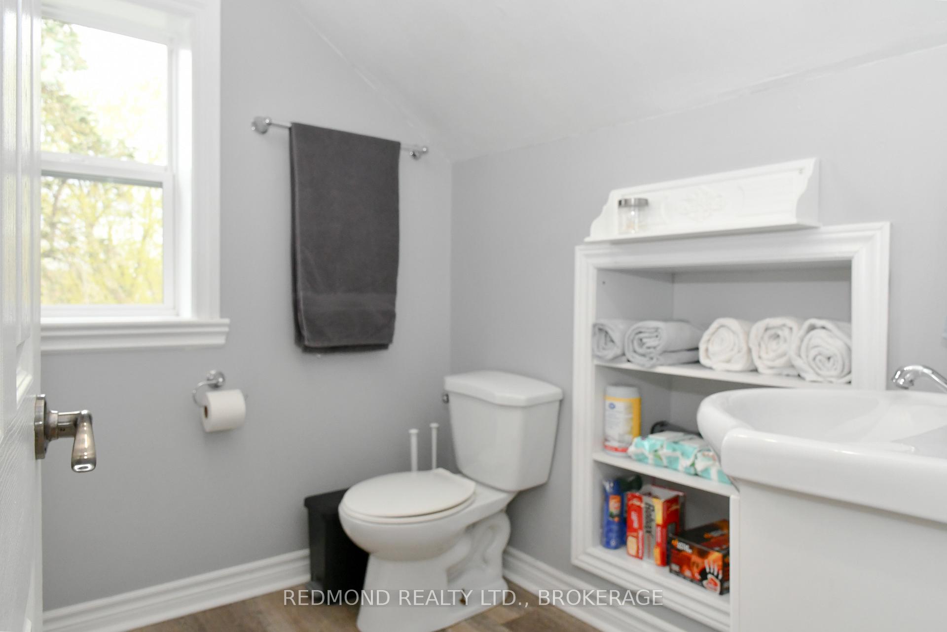 Photo 24 of 590 Queen Street, Gananoque, Gananoque — HOMEH