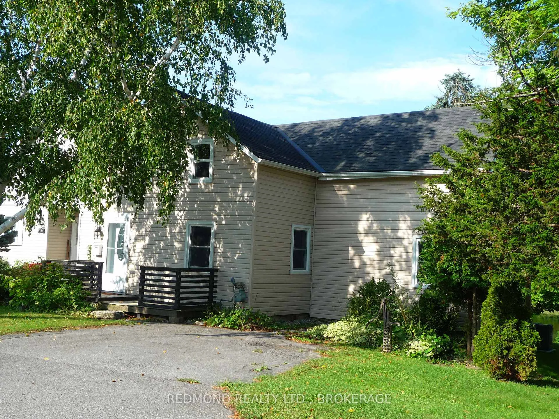Photo 33 of 590 Queen Street, Gananoque, Gananoque — HOMEH