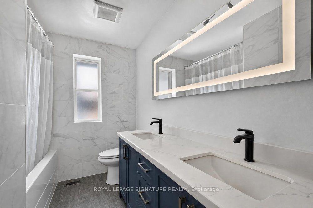 Photo 27 of 128 Trinnell Boulevard, Scarborough, Clairlea-Birchmount — HOMEH