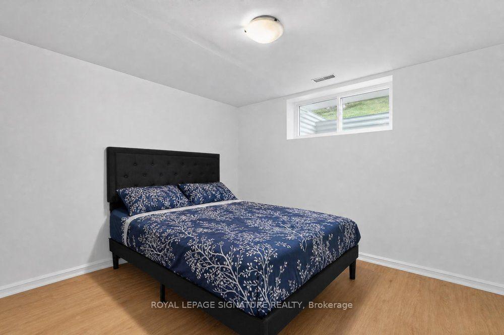 Photo 33 of 128 Trinnell Boulevard, Scarborough, Clairlea-Birchmount — HOMEH