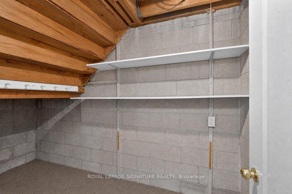 Photo 38 of 128 Trinnell Boulevard, Scarborough, Clairlea-Birchmount — HOMEH