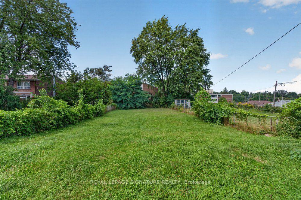 Photo 41 of 128 Trinnell Boulevard, Scarborough, Clairlea-Birchmount — HOMEH