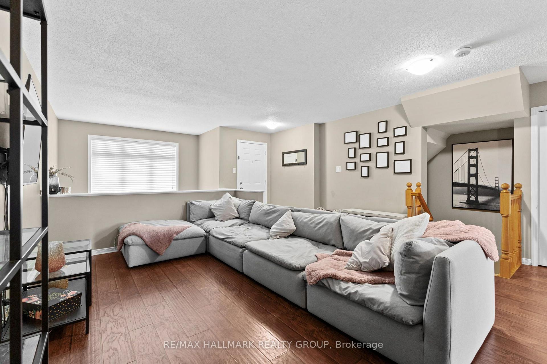 Photo 8 of 358 Galston Private, Ottawa, Mer Bleue/Bradley Estates/Anderson Park — HOMEH
