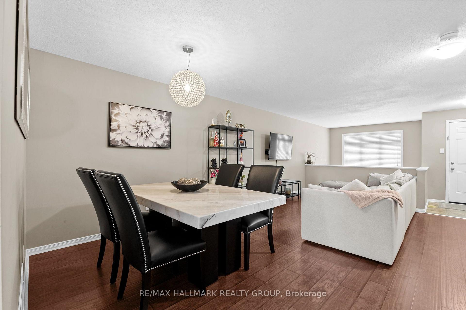 Photo 21 of 358 Galston Private, Ottawa, Mer Bleue/Bradley Estates/Anderson Park — HOMEH
