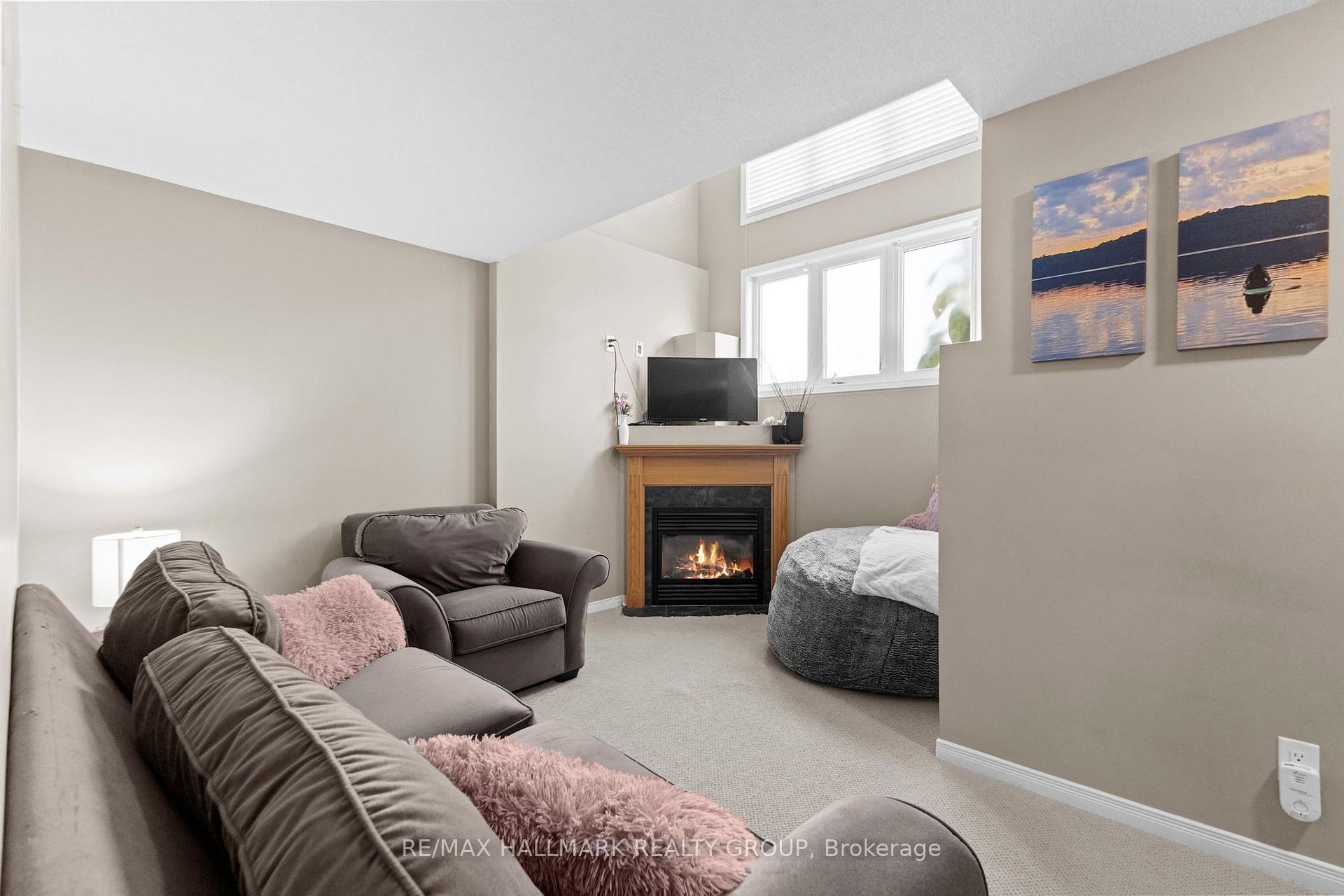 Photo 25 of 358 Galston Private, Ottawa, Mer Bleue/Bradley Estates/Anderson Park — HOMEH