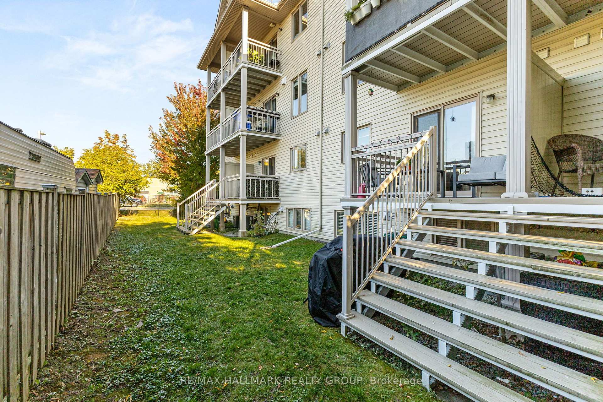 Photo 36 of 358 Galston Private, Ottawa, Mer Bleue/Bradley Estates/Anderson Park — HOMEH