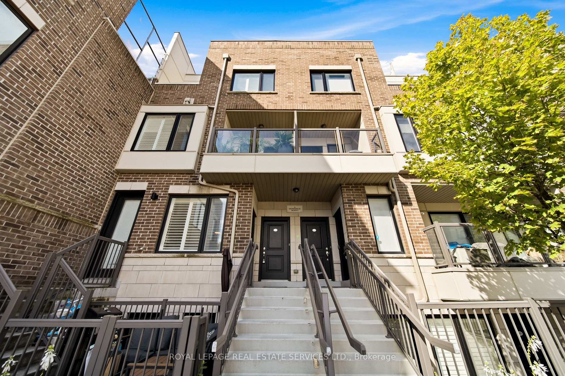 Photo 4 of Unit 402, 8 Drummond Street, Etobicoke, Mimico — HOMEH