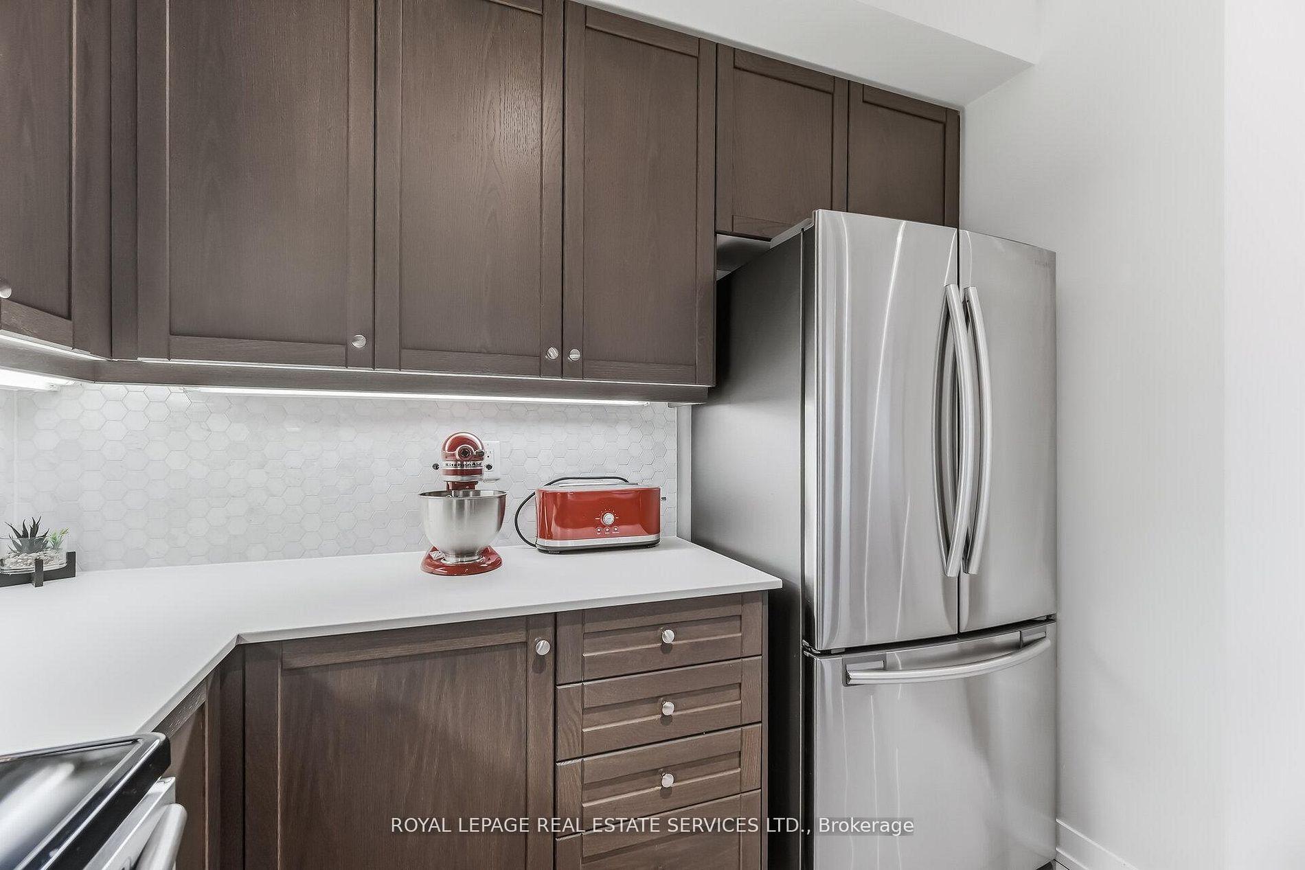 Photo 8 of Unit 402, 8 Drummond Street, Etobicoke, Mimico — HOMEH