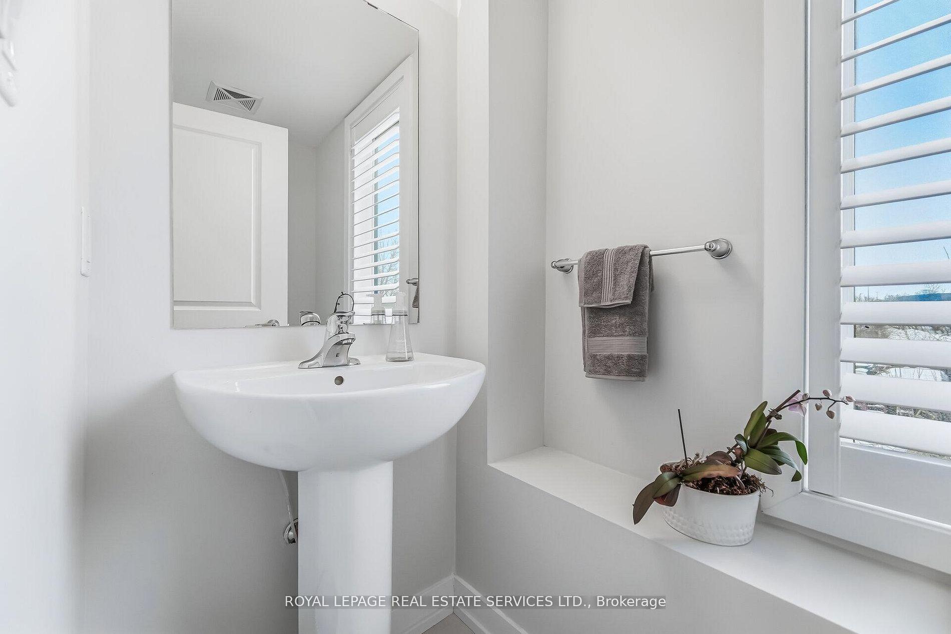 Photo 28 of Unit 402, 8 Drummond Street, Etobicoke, Mimico — HOMEH