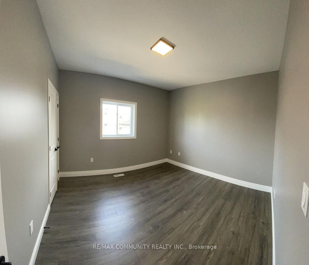 Photo 24 of 10 Redwood Drive, Belleville, Thurlow Ward — HOMEH