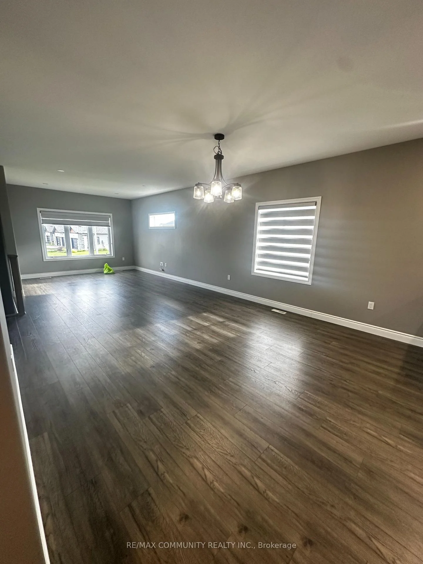 Photo 5 of 10 Redwood Drive, Belleville, Thurlow Ward — HOMEH
