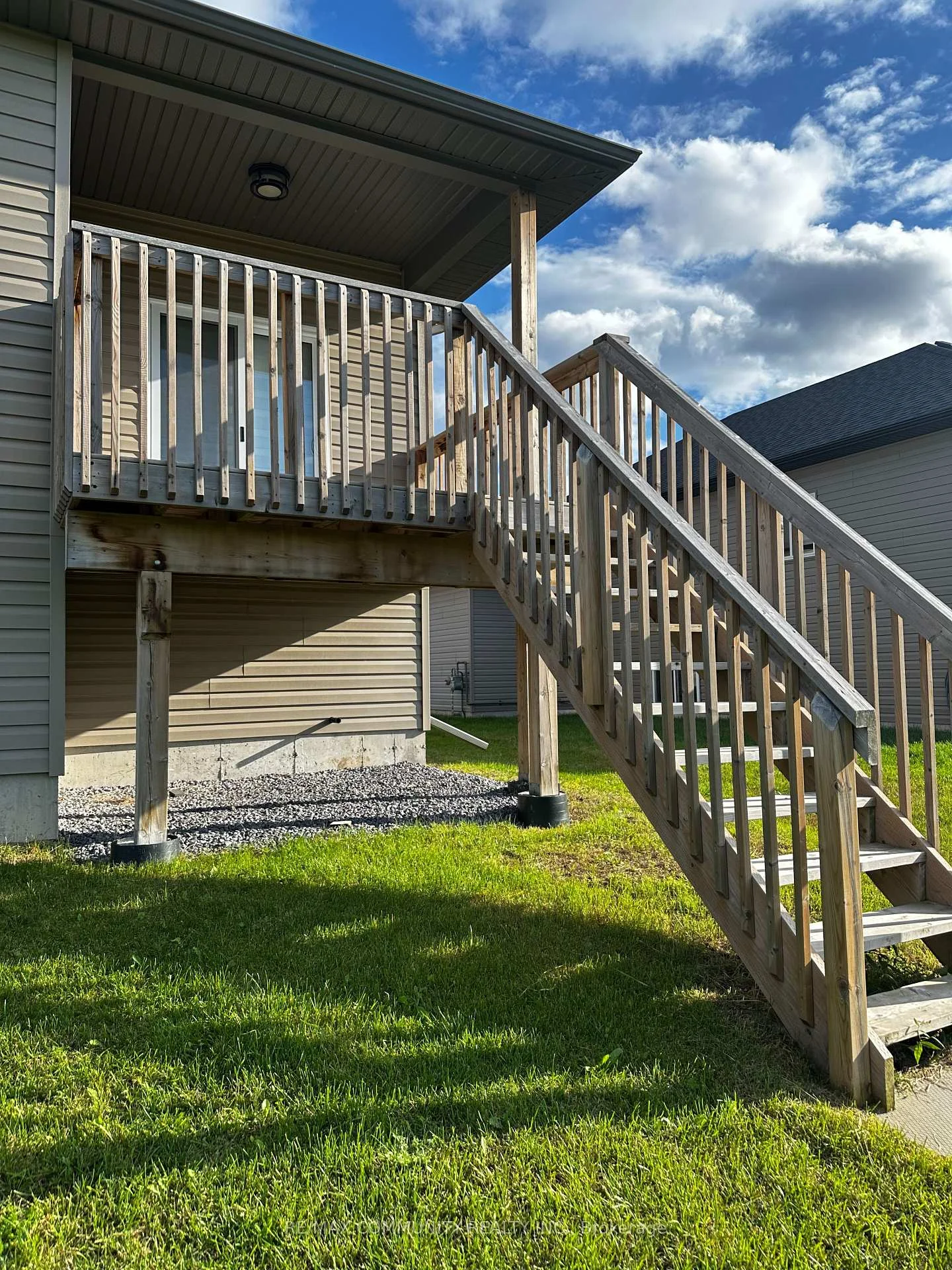 Photo 25 of 10 Redwood Drive, Belleville, Thurlow Ward — HOMEH