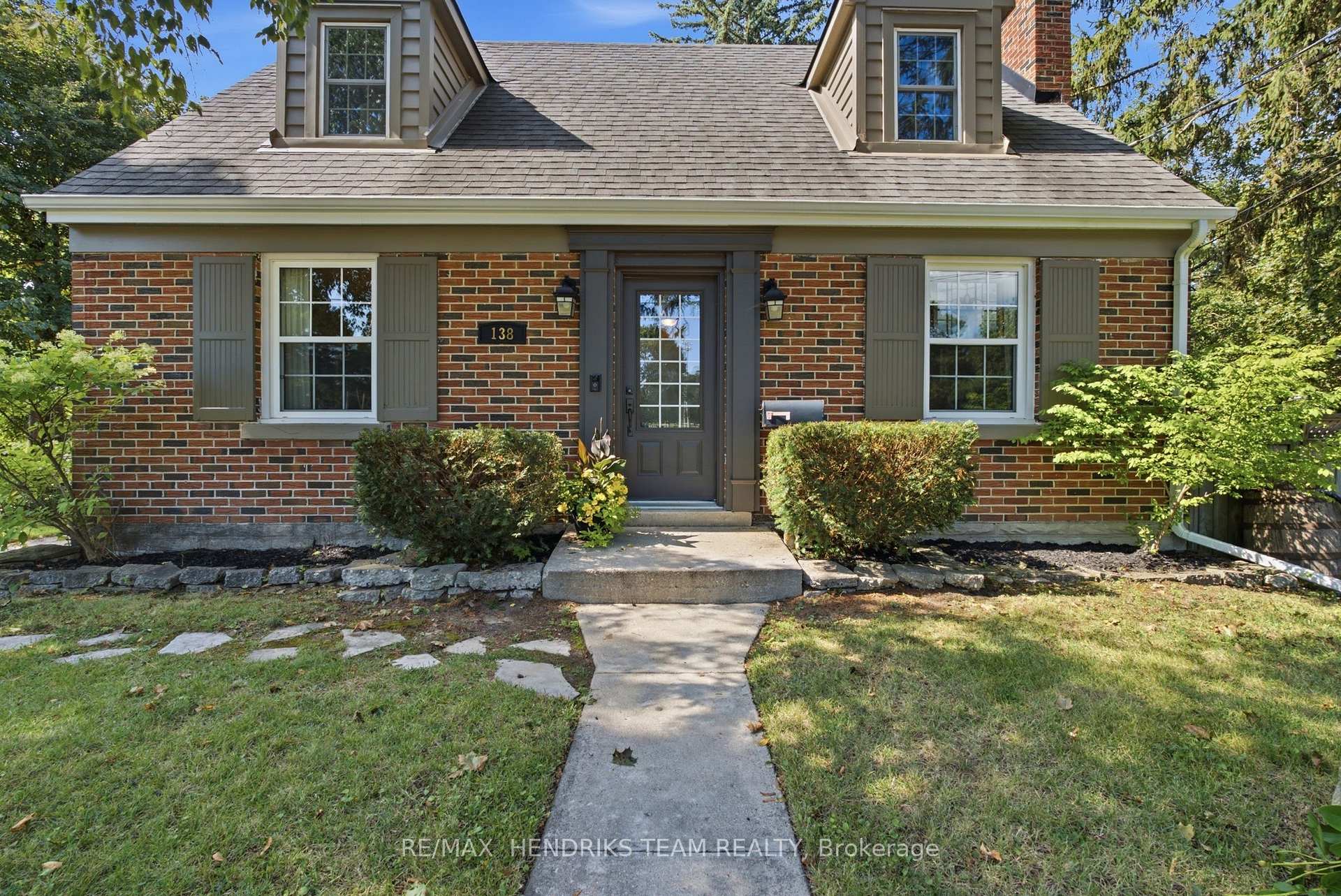 Photo 2 of 138 Kathleen Street, Guelph, Exhibition Park — HOMEH