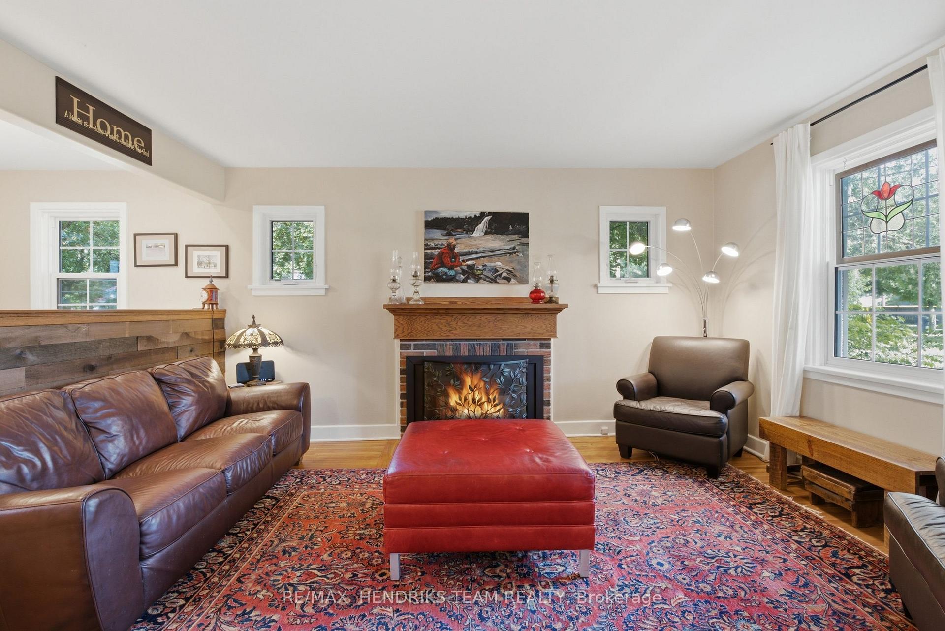 Photo 6 of 138 Kathleen Street, Guelph, Exhibition Park — HOMEH