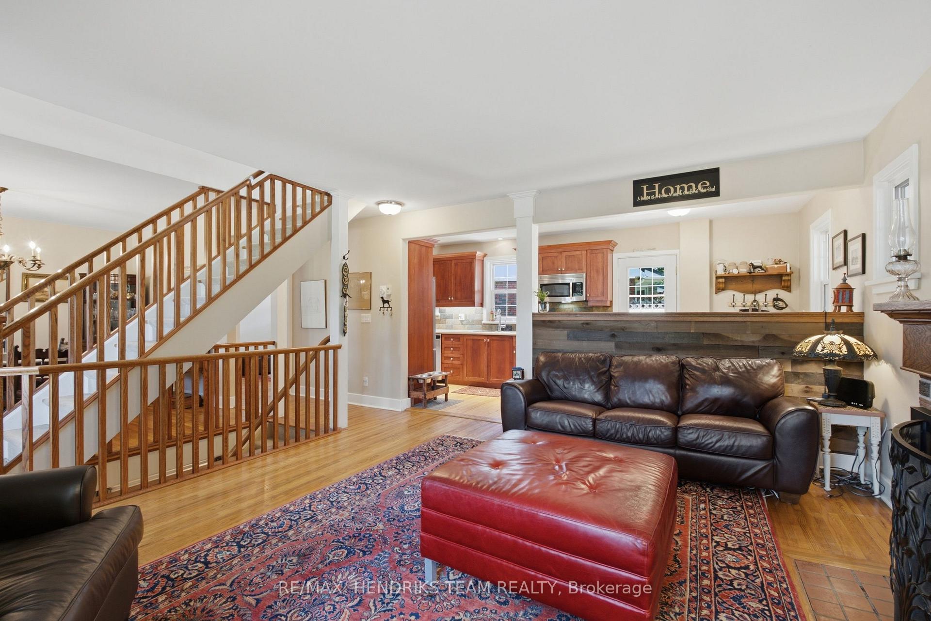 Photo 8 of 138 Kathleen Street, Guelph, Exhibition Park — HOMEH