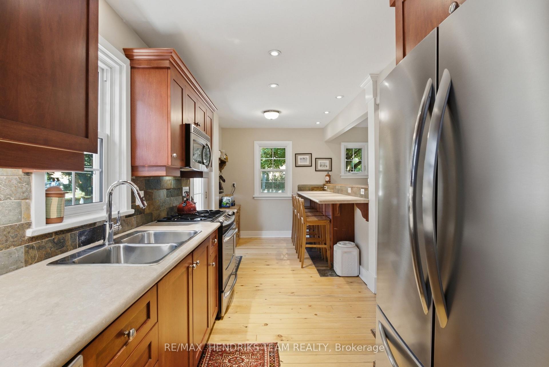 Photo 12 of 138 Kathleen Street, Guelph, Exhibition Park — HOMEH